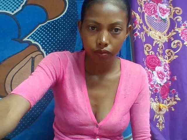 Layah7 webcam