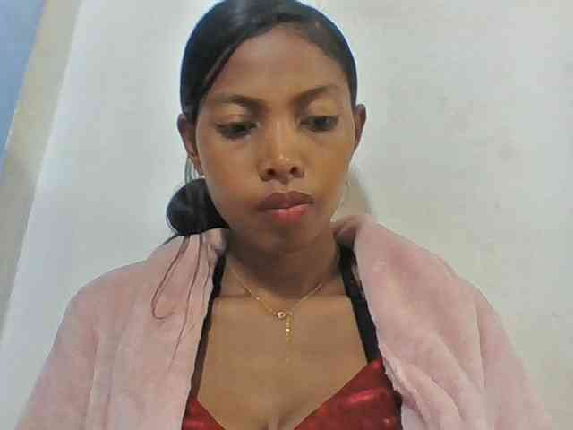 Layah7 webcam