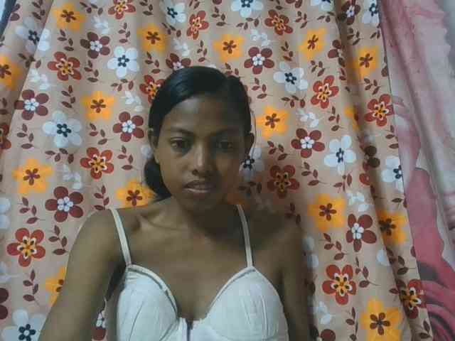 Layah7 webcam