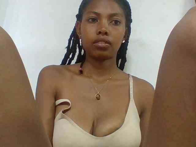 Layah7 webcam