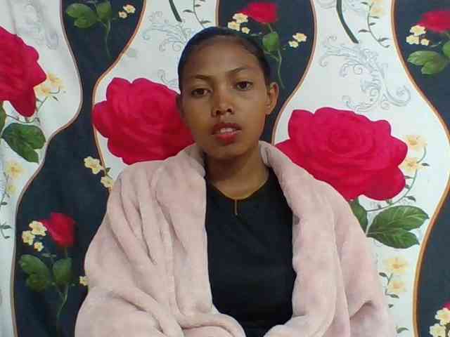 Layah7