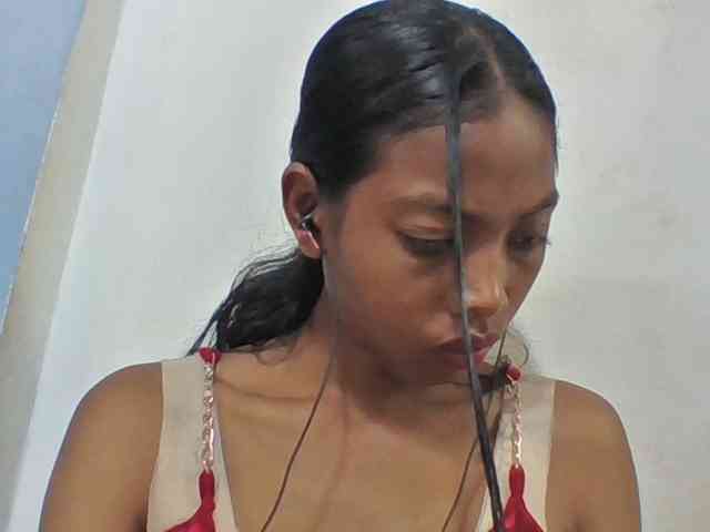 Layah7 webcam