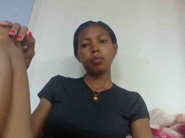 Layah7 webcam
