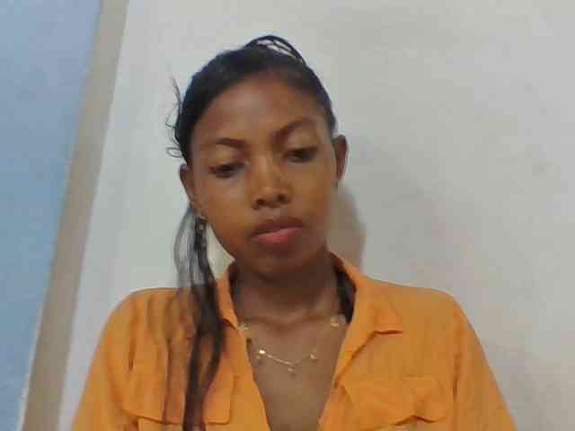 Layah7 webcam