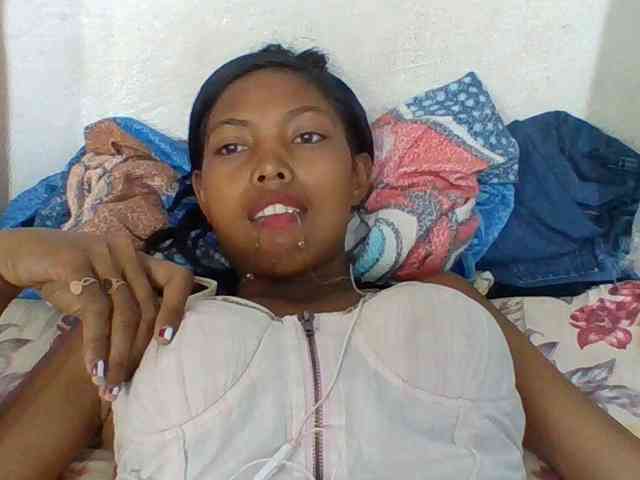 Layah7 webcam