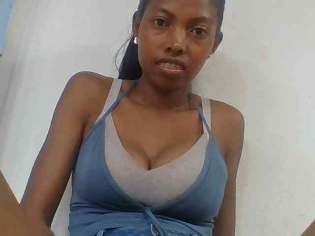 Layah7 webcam