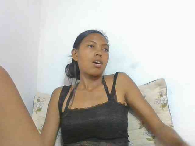 Layah7