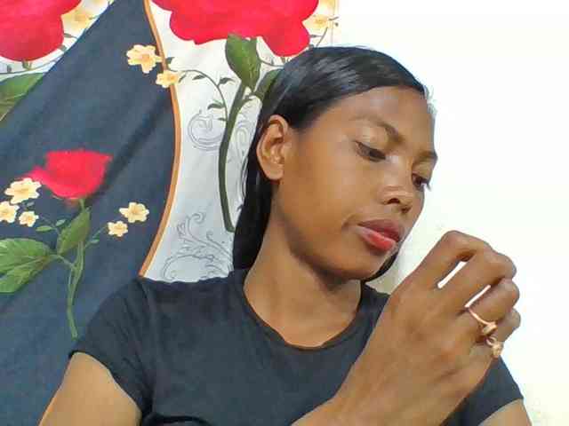 Layah7 webcam