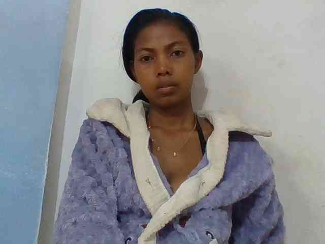 Layah7 webcam