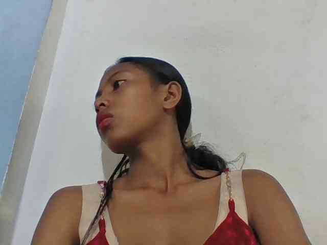 Layah7 webcam