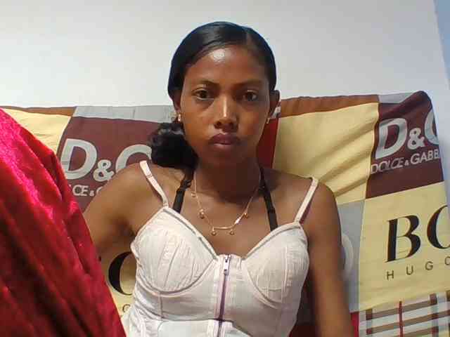 Layah7 webcam
