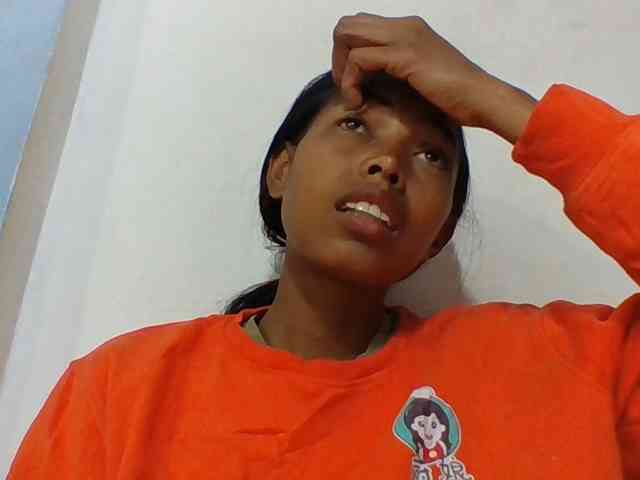 Layah7 webcam