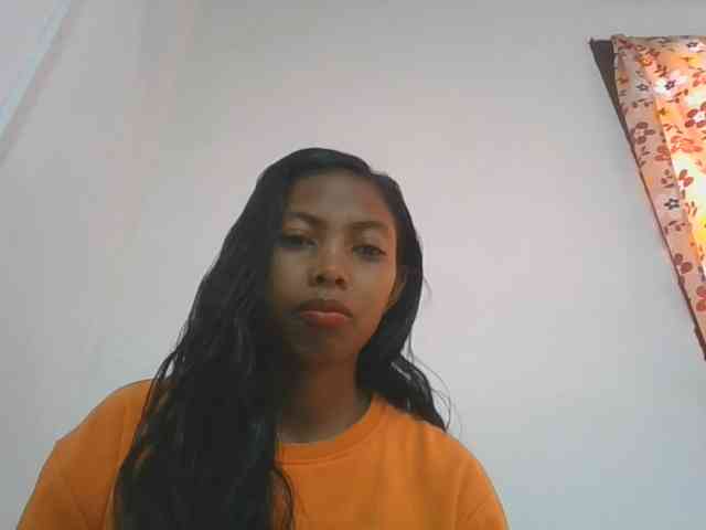 Layah7