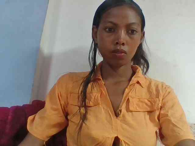 Layah7 webcam