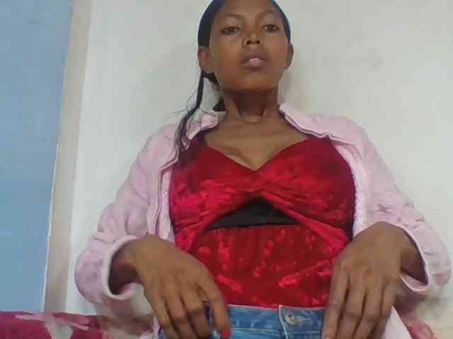 Layah7 webcam