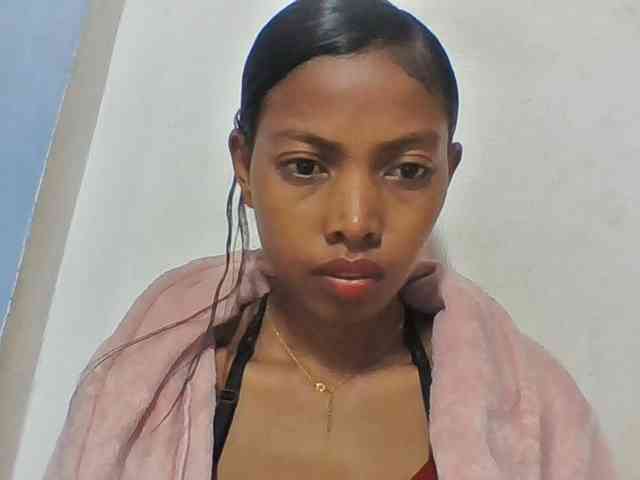 Layah7 webcam