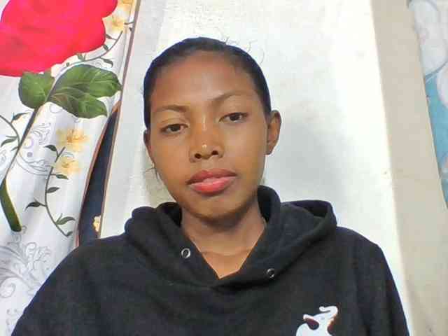Layah7 webcam