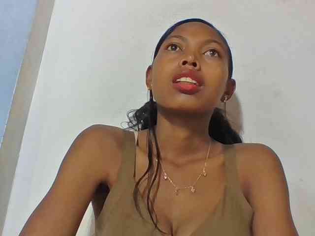 Layah7 webcam