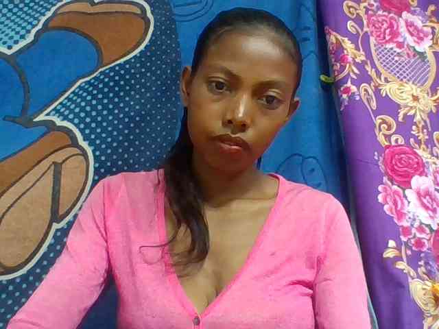 Layah7 webcam