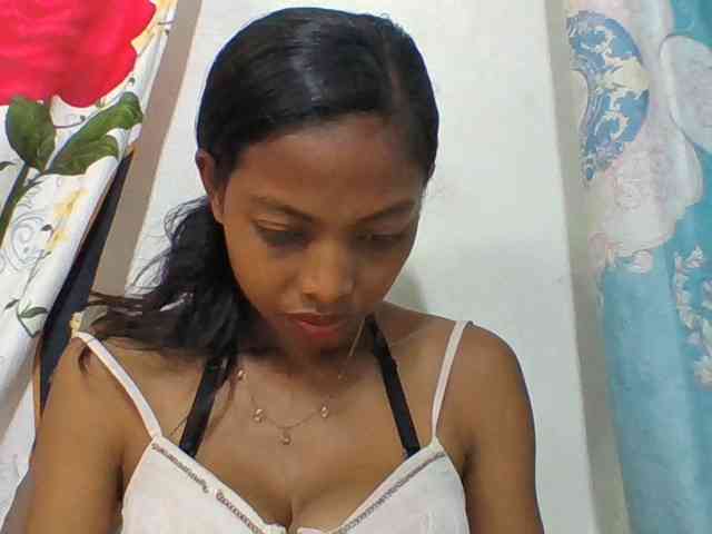 Layah7 webcam