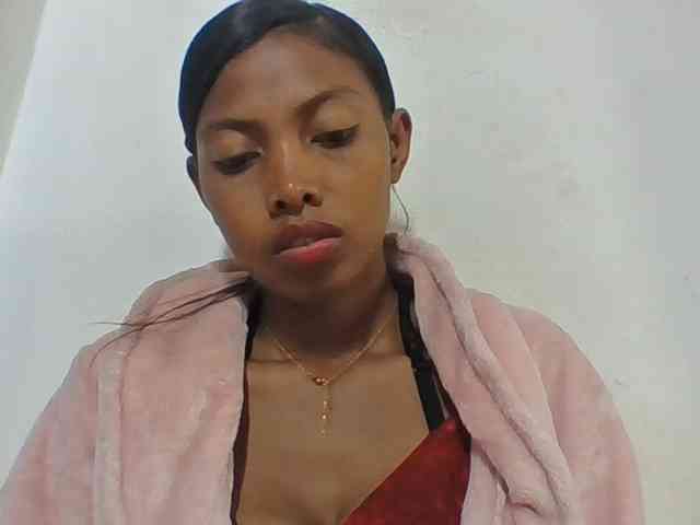 Layah7 webcam