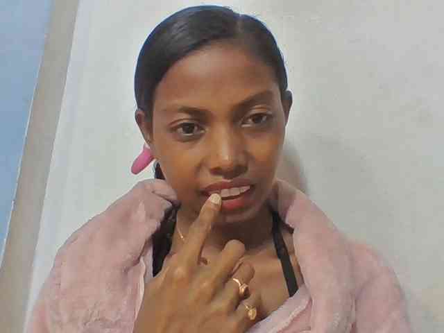 Layah7 webcam
