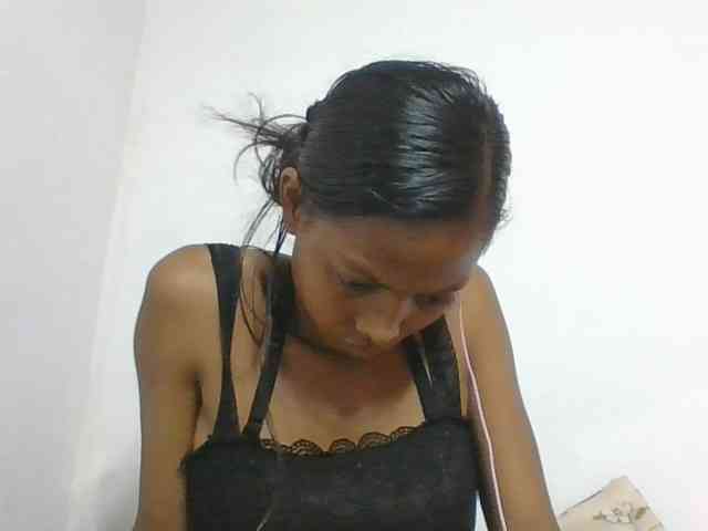 Layah7