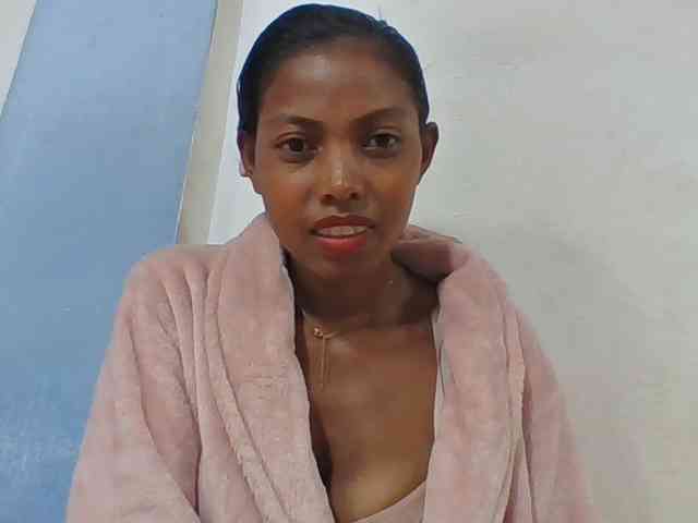 Layah7 webcam