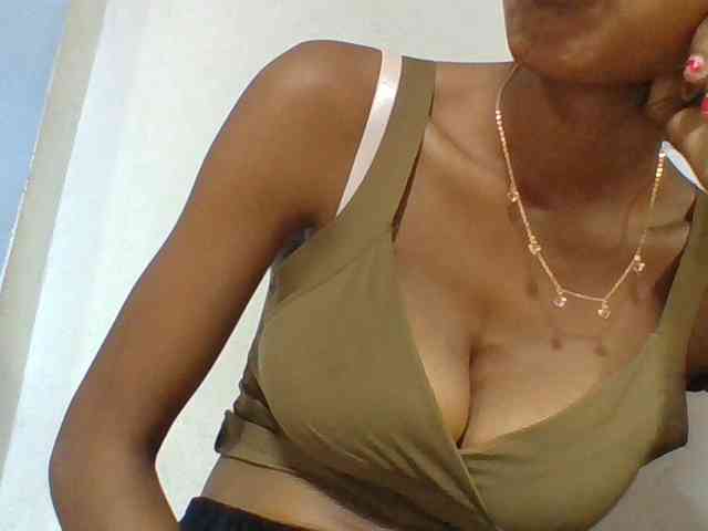 Layah7 webcam