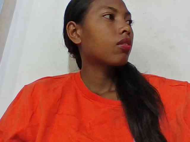Layah7 webcam
