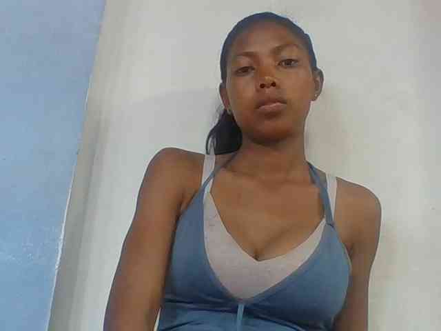 Layah7 webcam