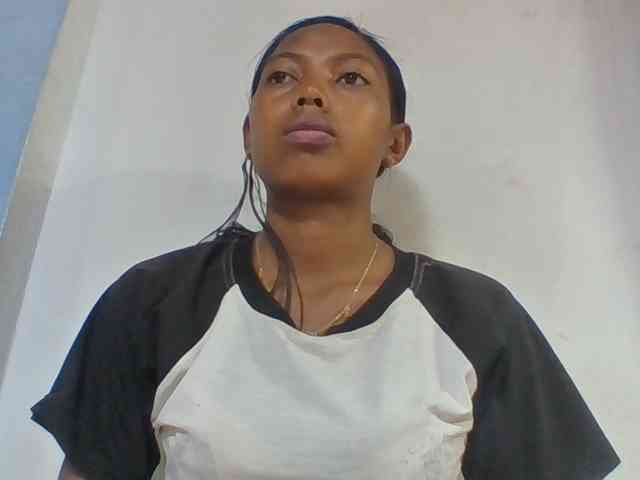 Layah7 webcam