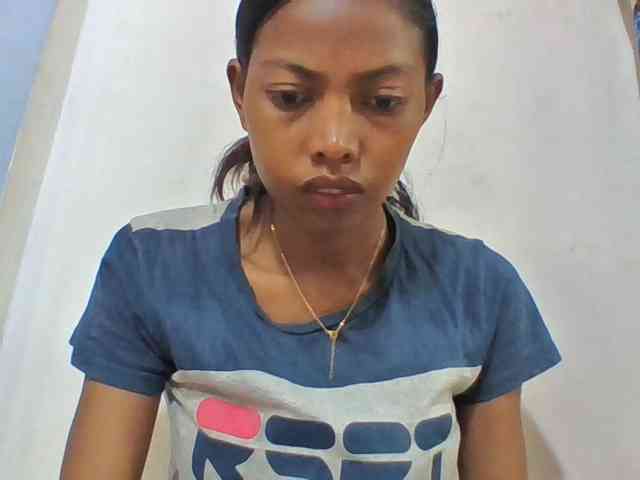 Layah7 webcam