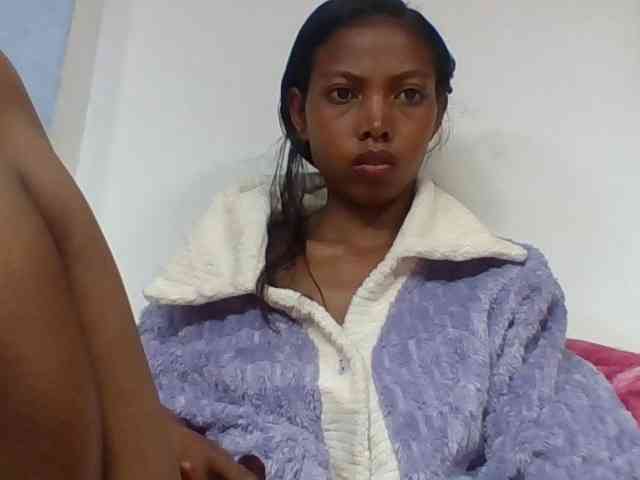 Layah7 webcam