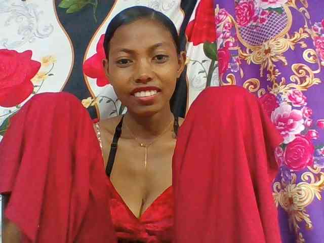 Layah7 webcam