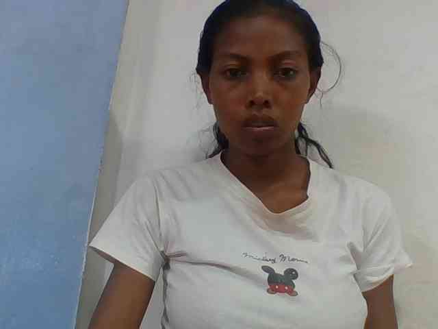 Layah7 webcam