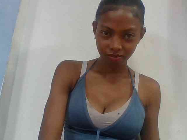 Layah7 webcam
