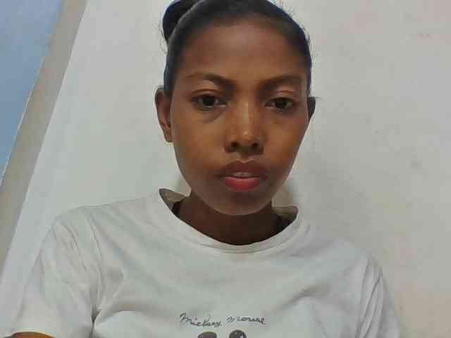 Layah7 webcam