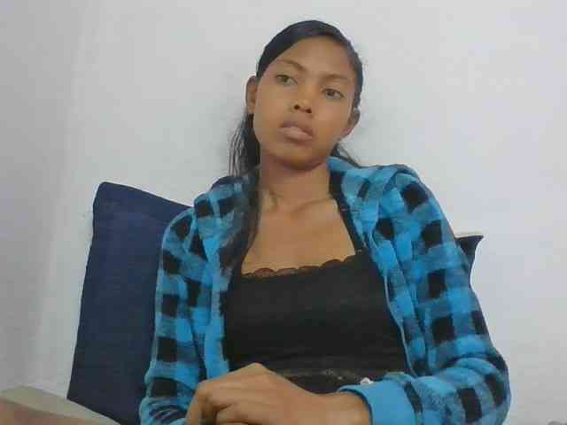 Layah7 webcam