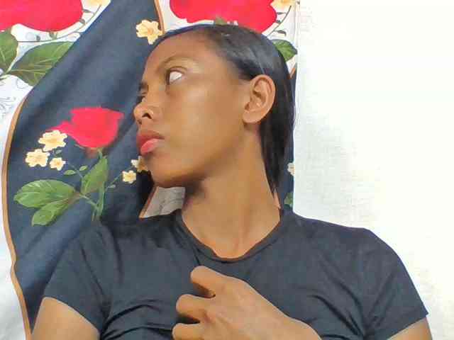 Layah7