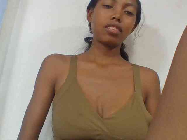 Layah7 webcam