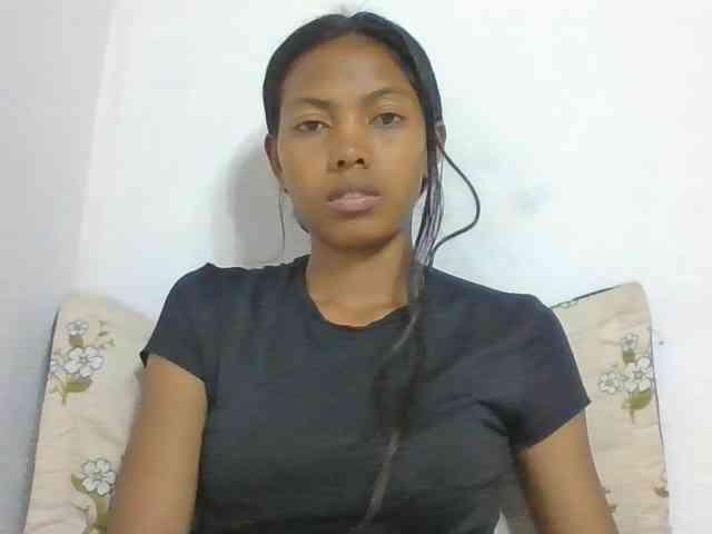 Layah7