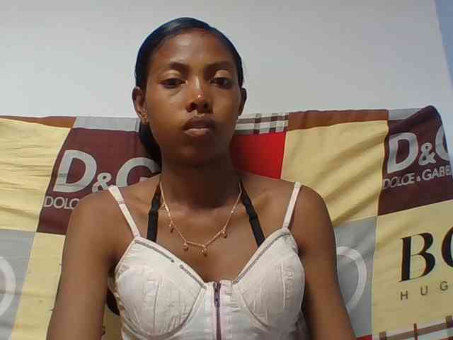 Layah7 webcam