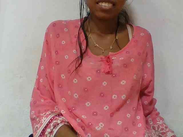 Layah7 webcam