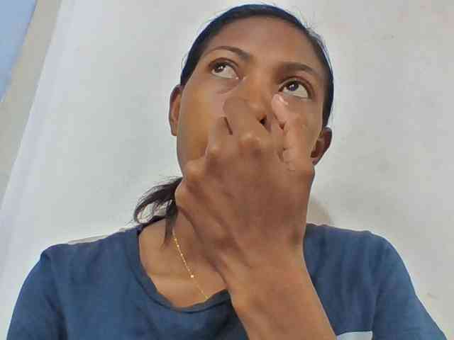 Layah7 webcam