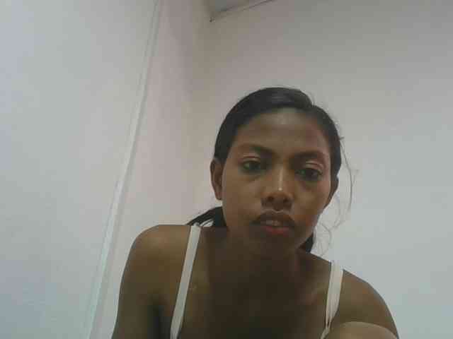 Layah7