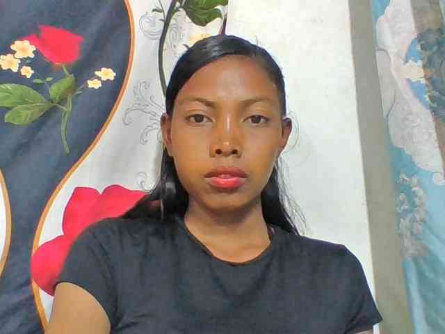 Layah7 webcam