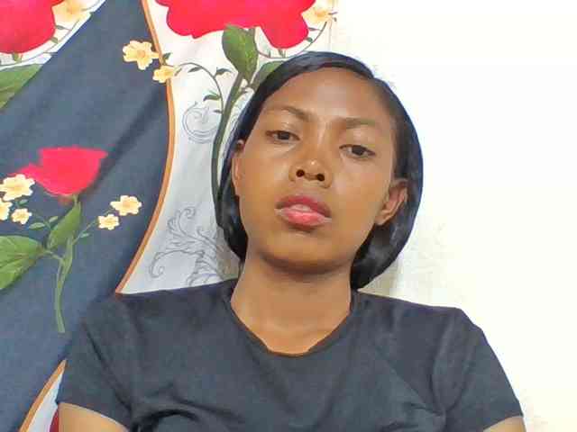 Layah7 webcam