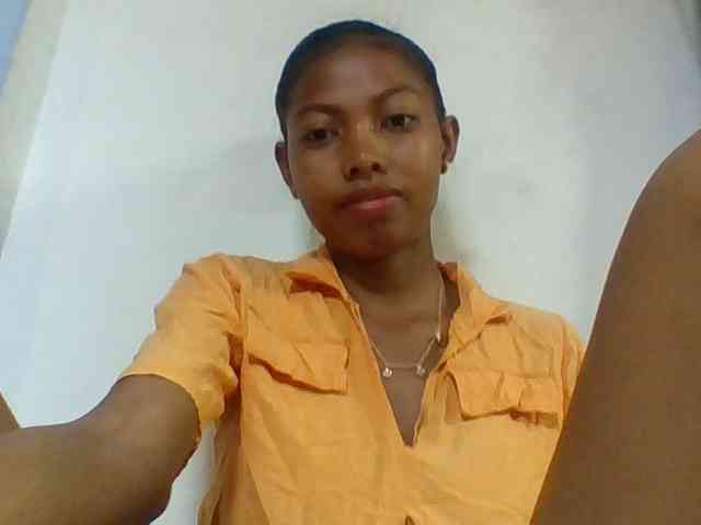 Layah7 webcam