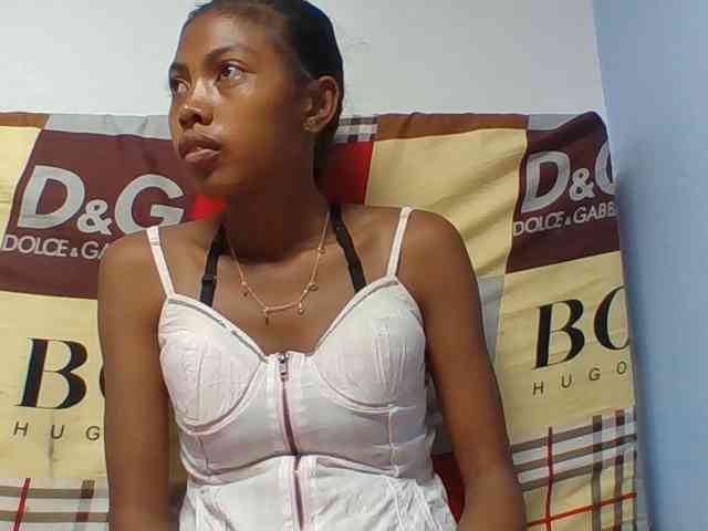 Layah7 webcam